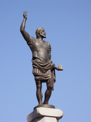 Паметник на Филип II Македонски 